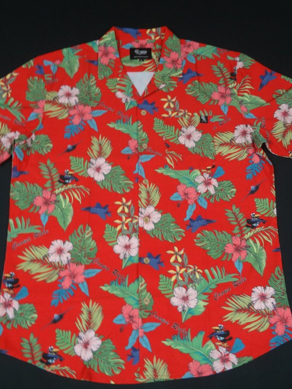TWISTED TOUCAN CROWS RULE FIGHTER JETS RED LARGE BUTTON UP HAWAIIAN SHIRT L571